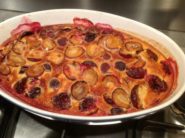 Recette clafoutis aux prunes à Voiron - Patricia MORARD