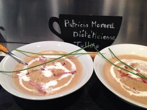 Velouté de châtaigne et bacon grillé